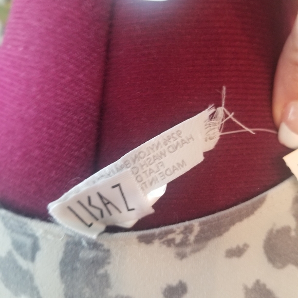 New Animal print ruched top - Picture 7 of 8